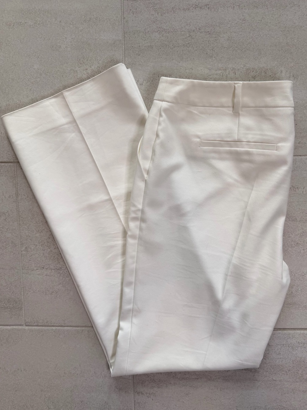 Women's Tailored White Dress Pants - Sleek Professional Fit
